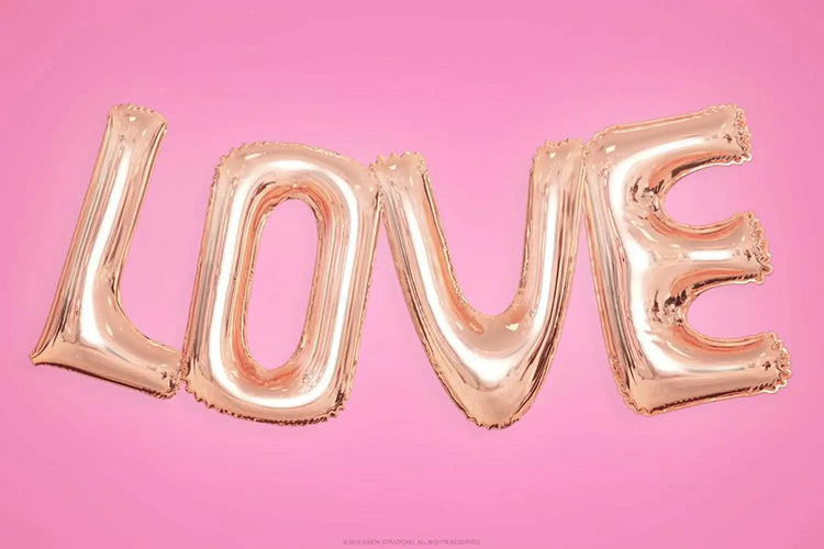 Yeah colour lettering highlighting bold pop-kitsch character