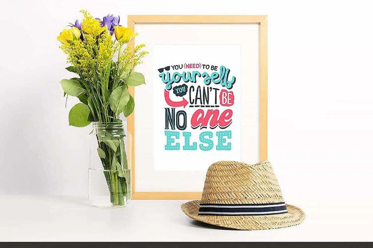 Picture frame studio mockup example 10